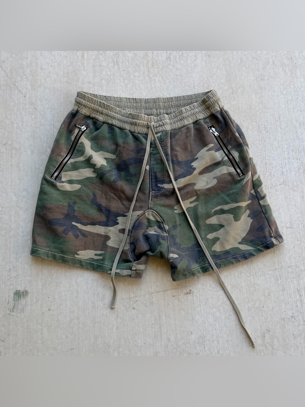 Fear Of God 2016 2017 Camo Shorts Drawstring Military Men size Large